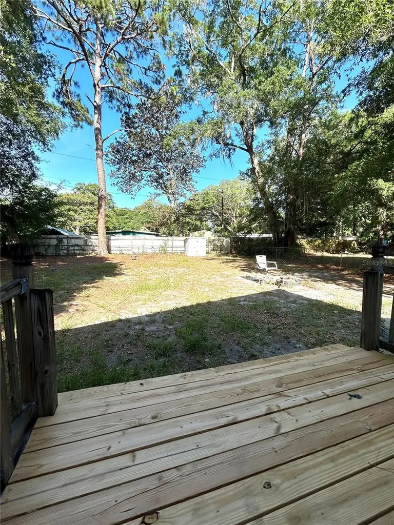 2911 NE 9th Street Gainesville FL 32609