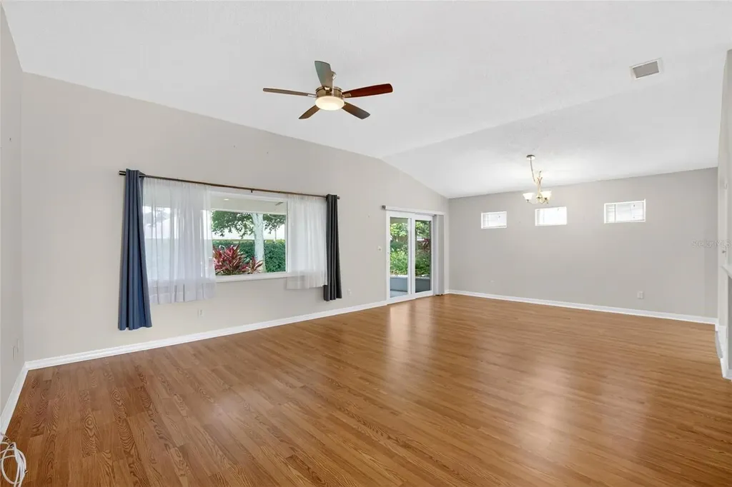 1149 Corinth Greens Drive Sun City Center FL 33573