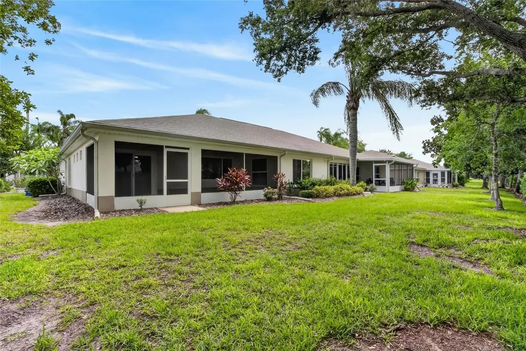 1149 Corinth Greens Drive Sun City Center FL 33573