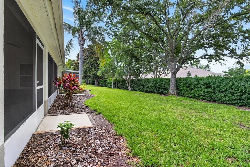 1149 Corinth Greens Drive Sun City Center FL 33573