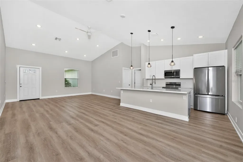 105 Cottage Place Rotonda West FL 33947