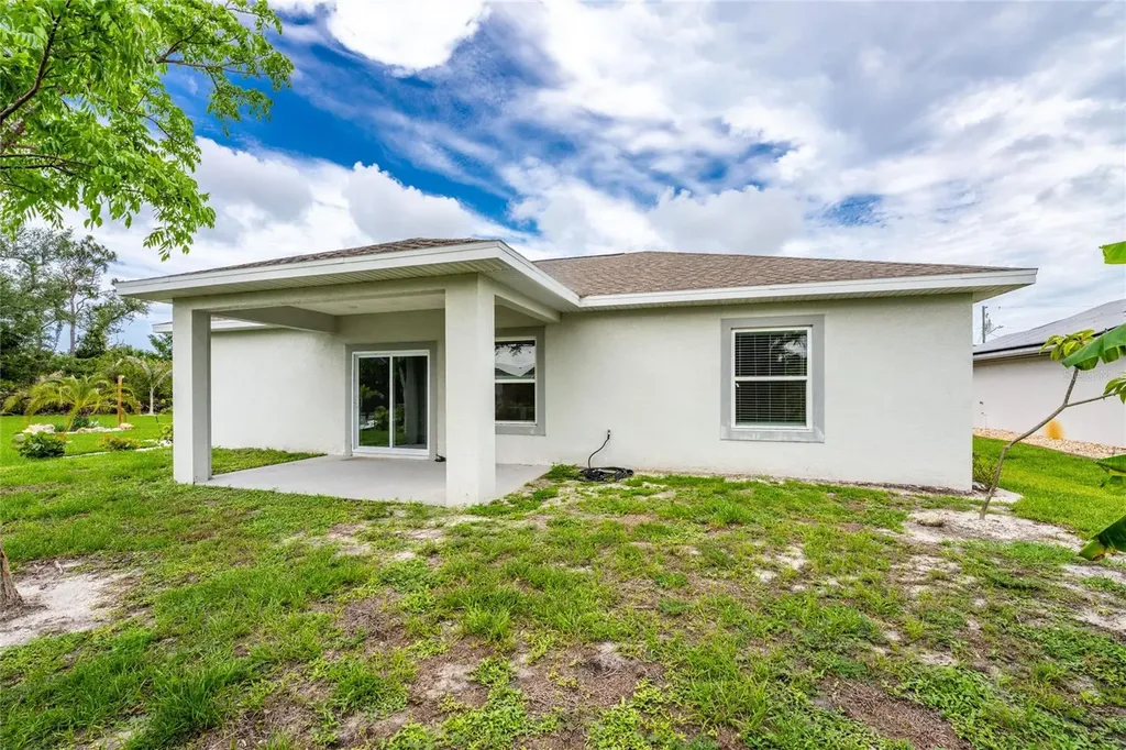 105 Cottage Place Rotonda West FL 33947