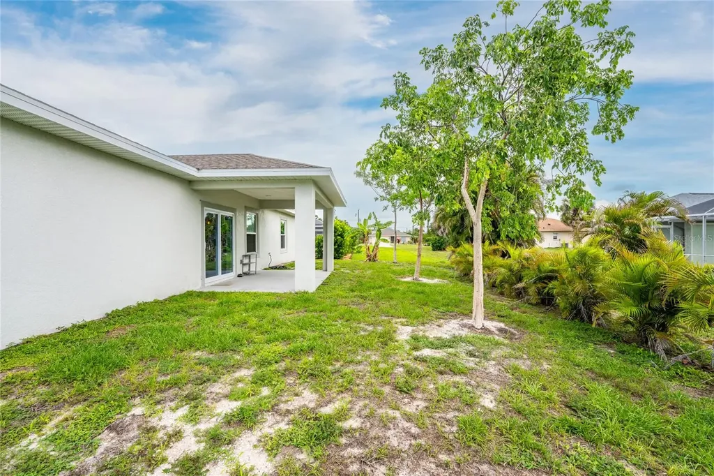 105 Cottage Place Rotonda West FL 33947