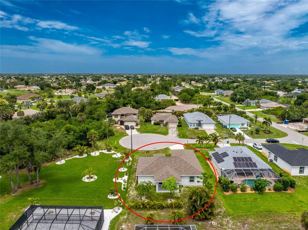105 Cottage Place Rotonda West FL 33947