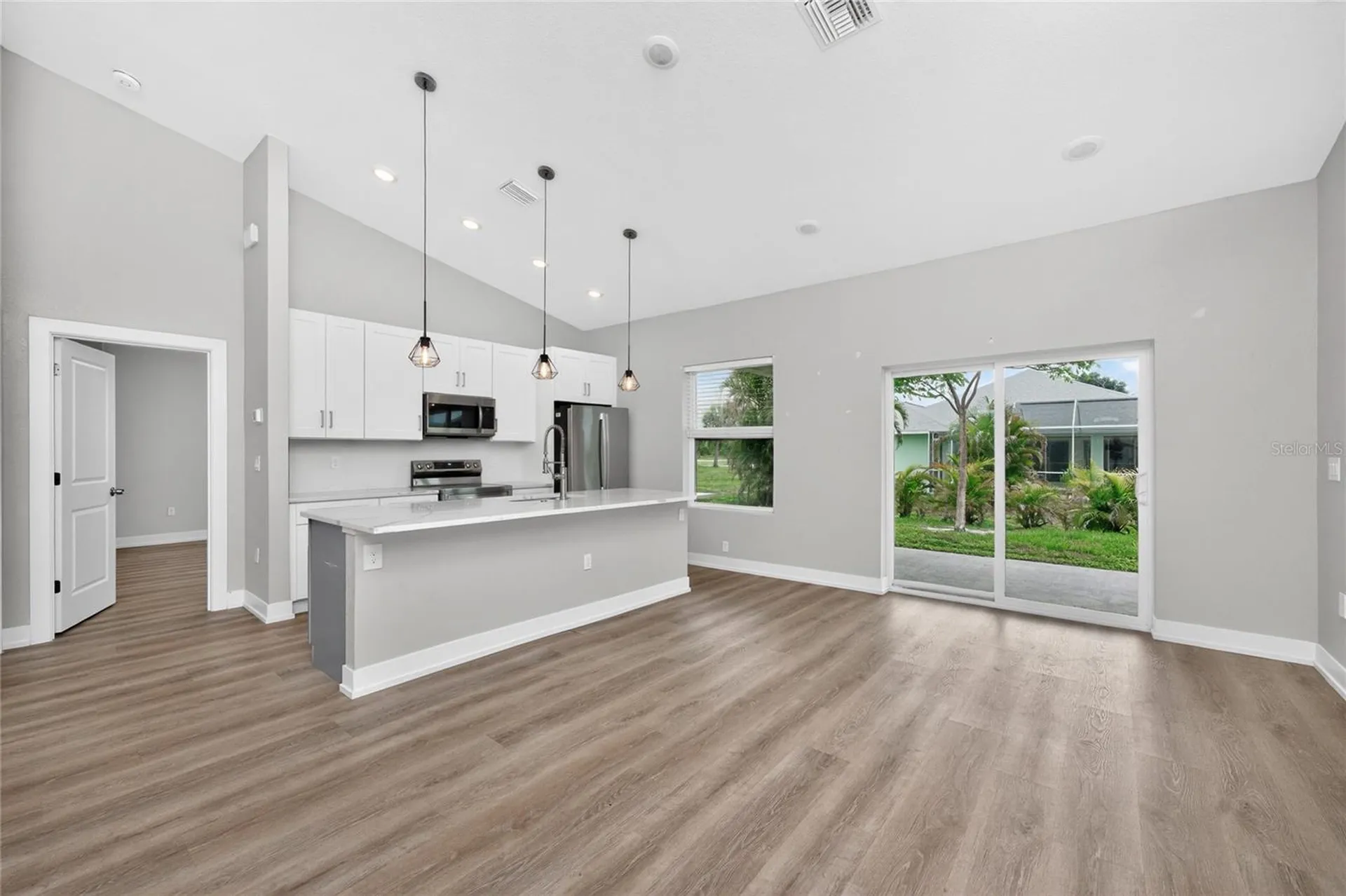105 Cottage Place Rotonda West FL 33947