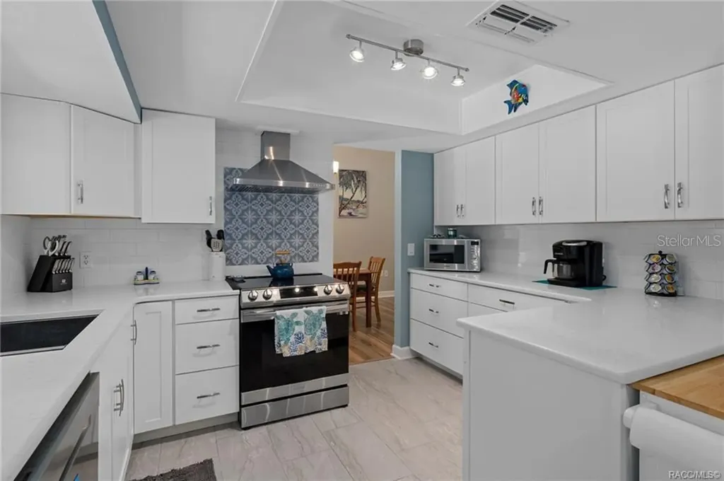 807 W National Street Hernando FL 34442