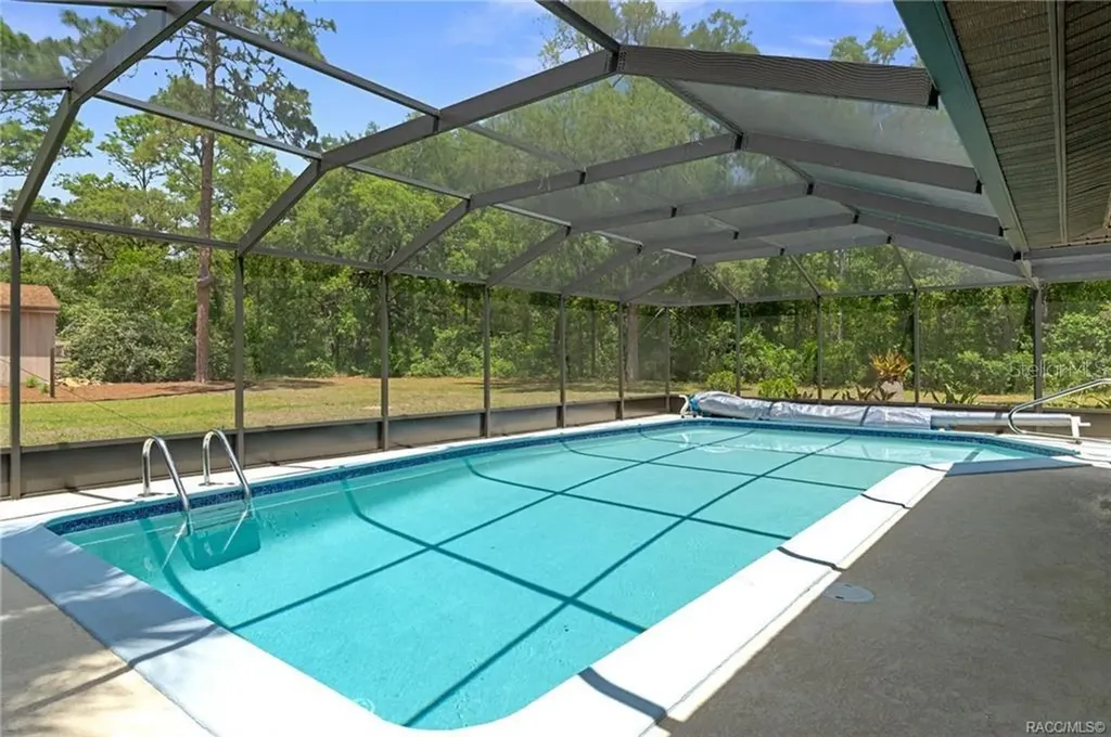 807 W National Street Hernando FL 34442