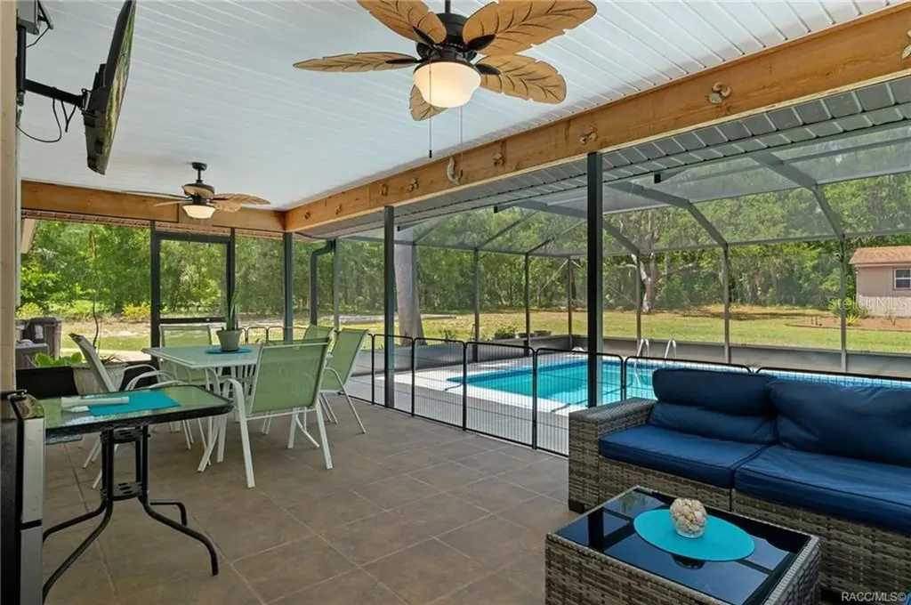 807 W National Street Hernando FL 34442