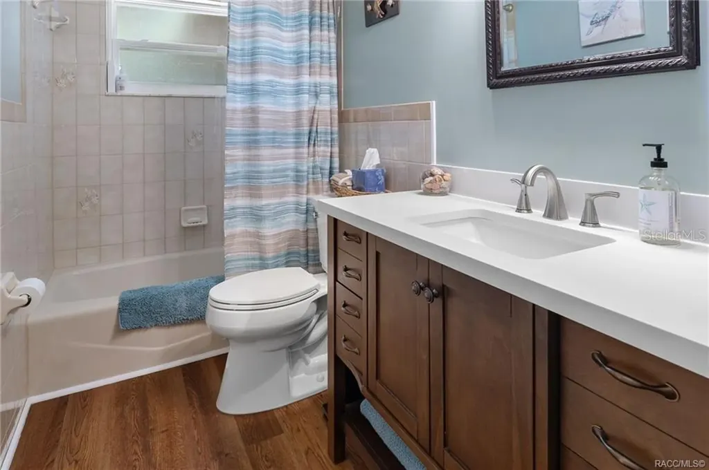 807 W National Street Hernando FL 34442