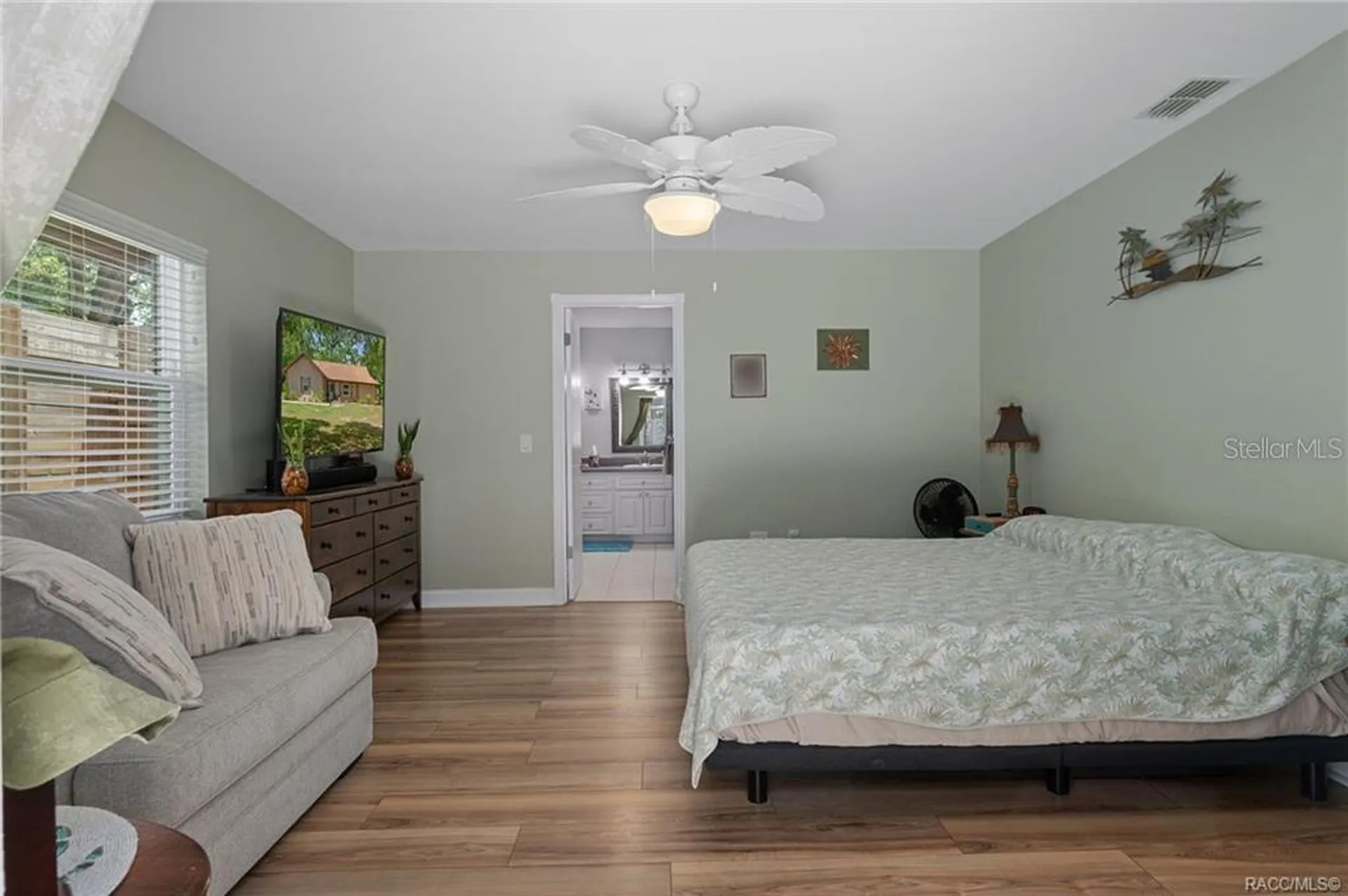 807 W National Street Hernando FL 34442