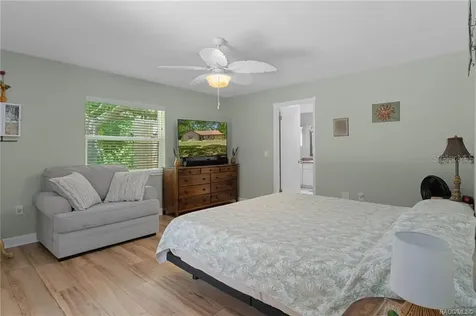 807 W National Street Hernando FL 34442