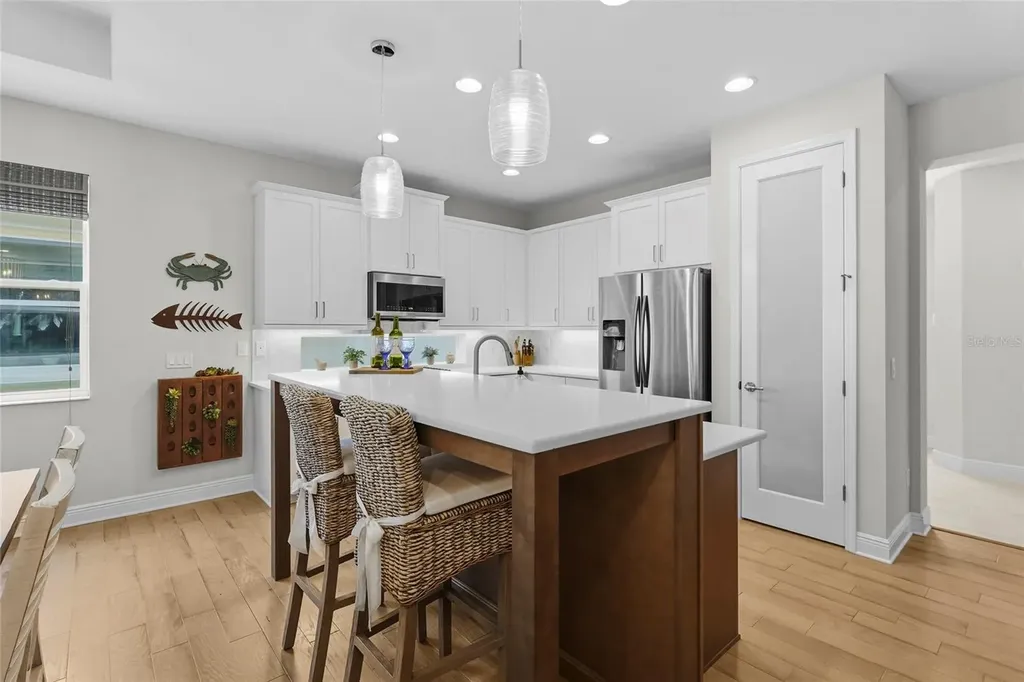 7523 Campus Cove Sarasota FL 34243