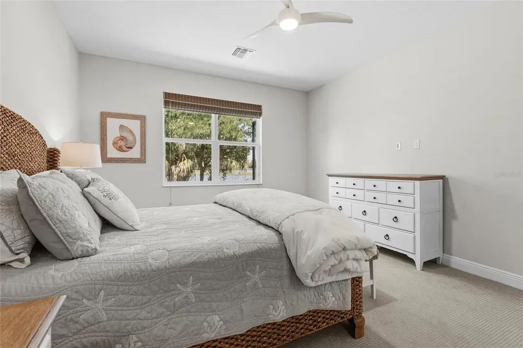 7523 Campus Cove Sarasota FL 34243