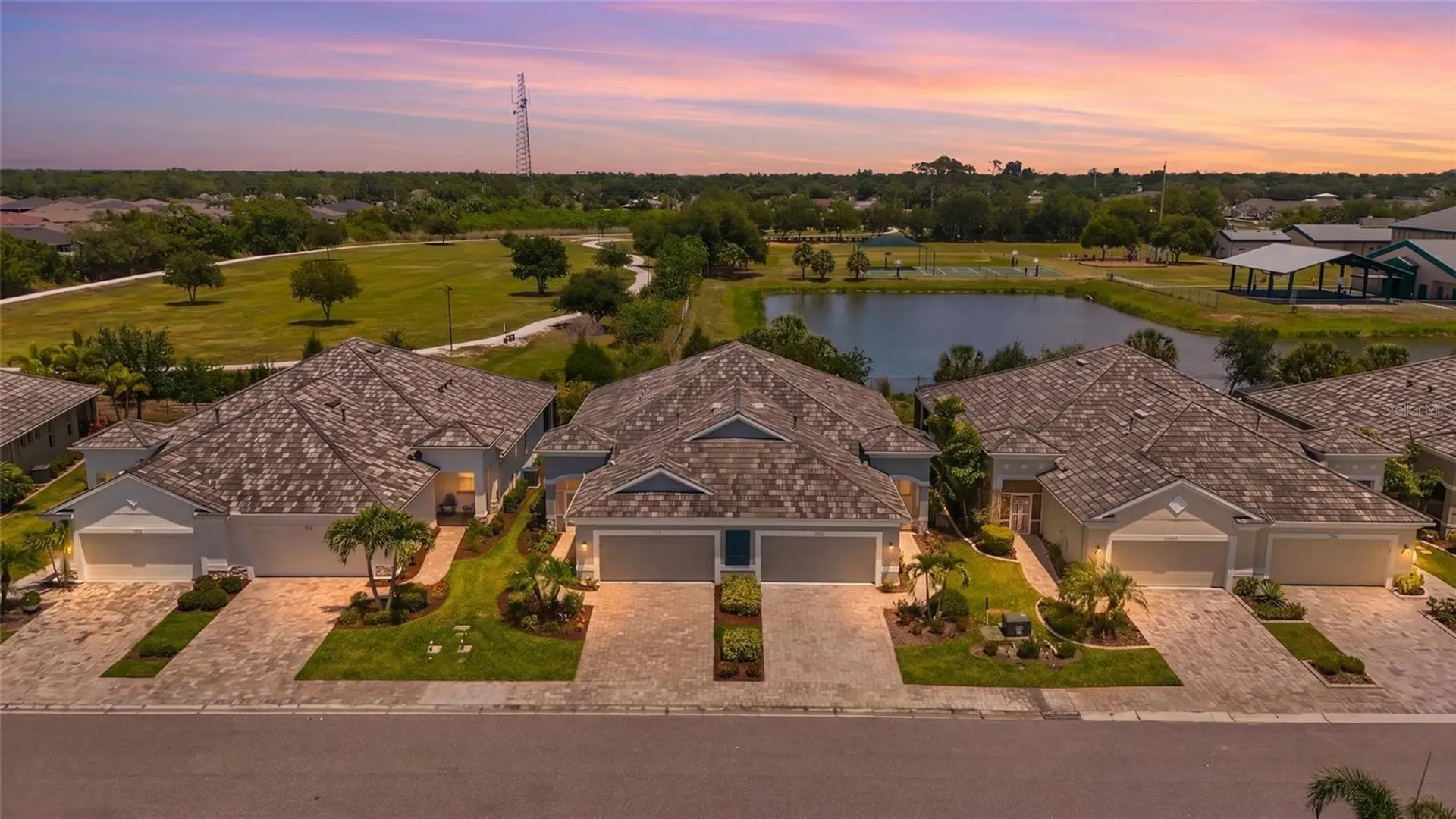 7523 Campus Cove Sarasota FL 34243