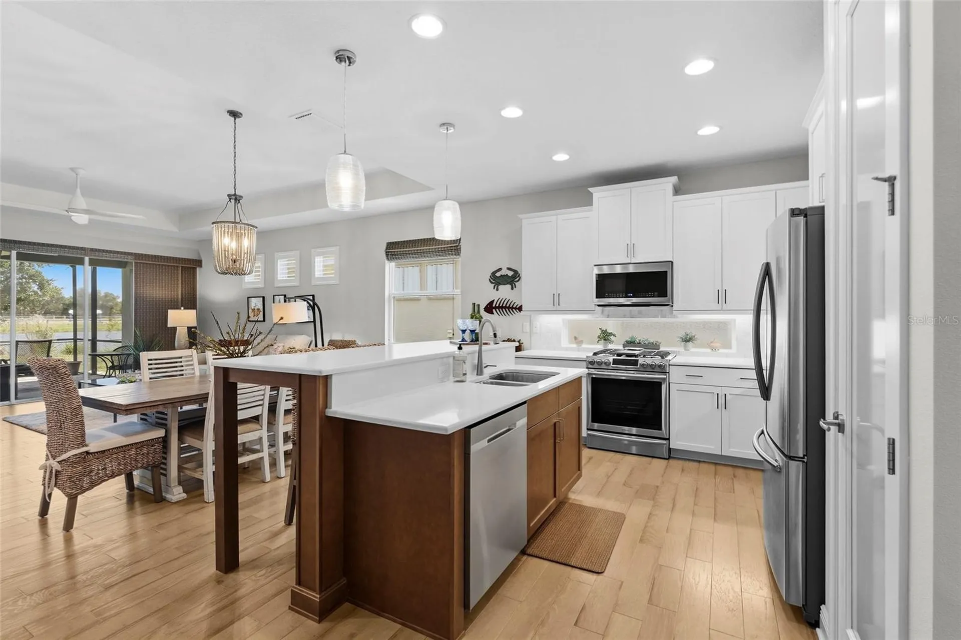 7523 Campus Cove Sarasota FL 34243