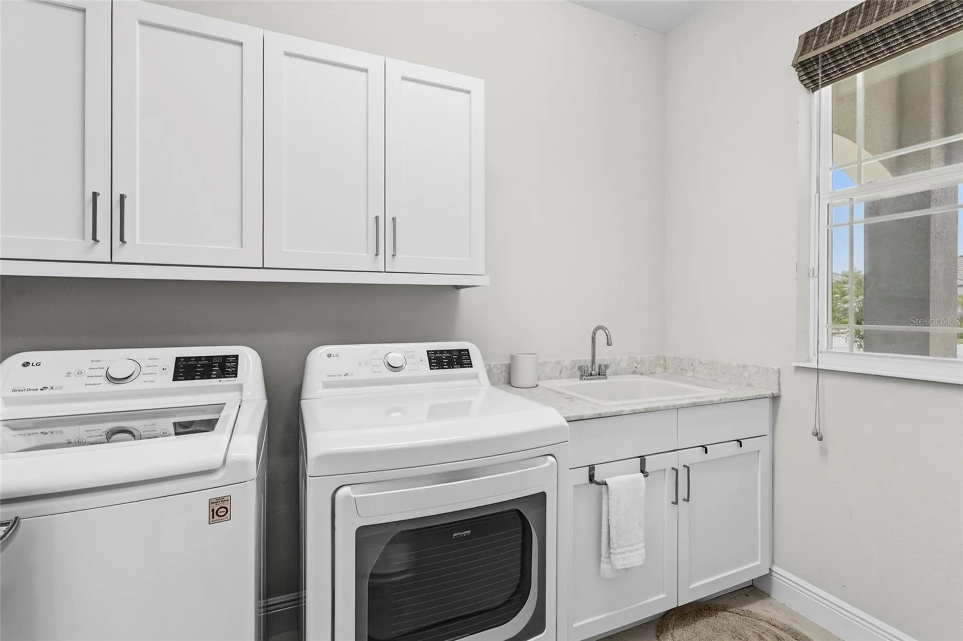 7523 Campus Cove Sarasota FL 34243