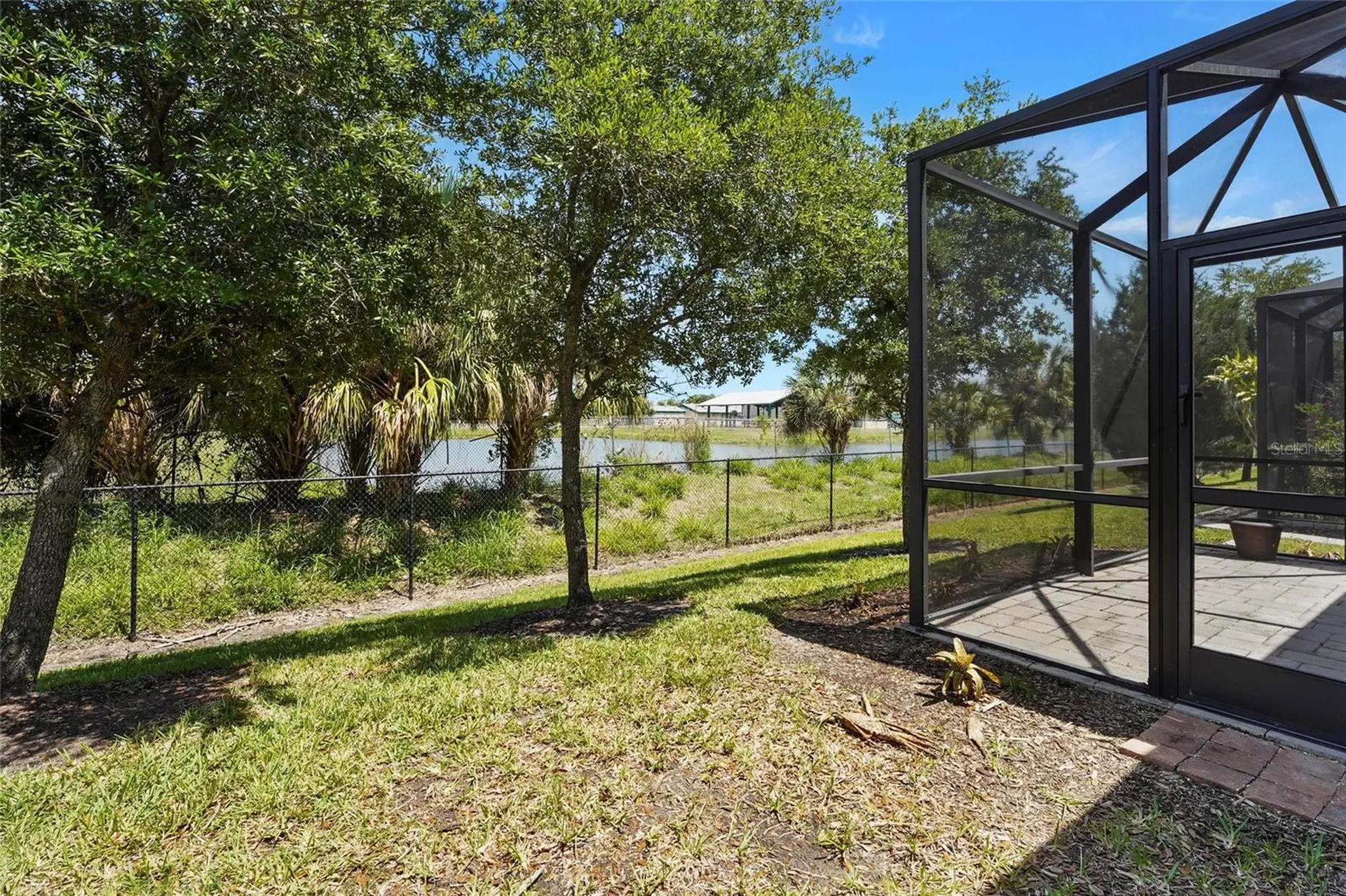 7523 Campus Cove Sarasota FL 34243