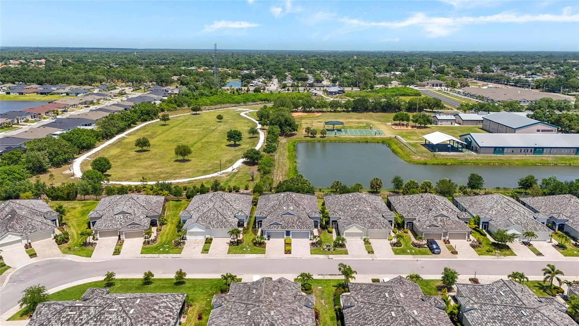 7523 Campus Cove Sarasota FL 34243