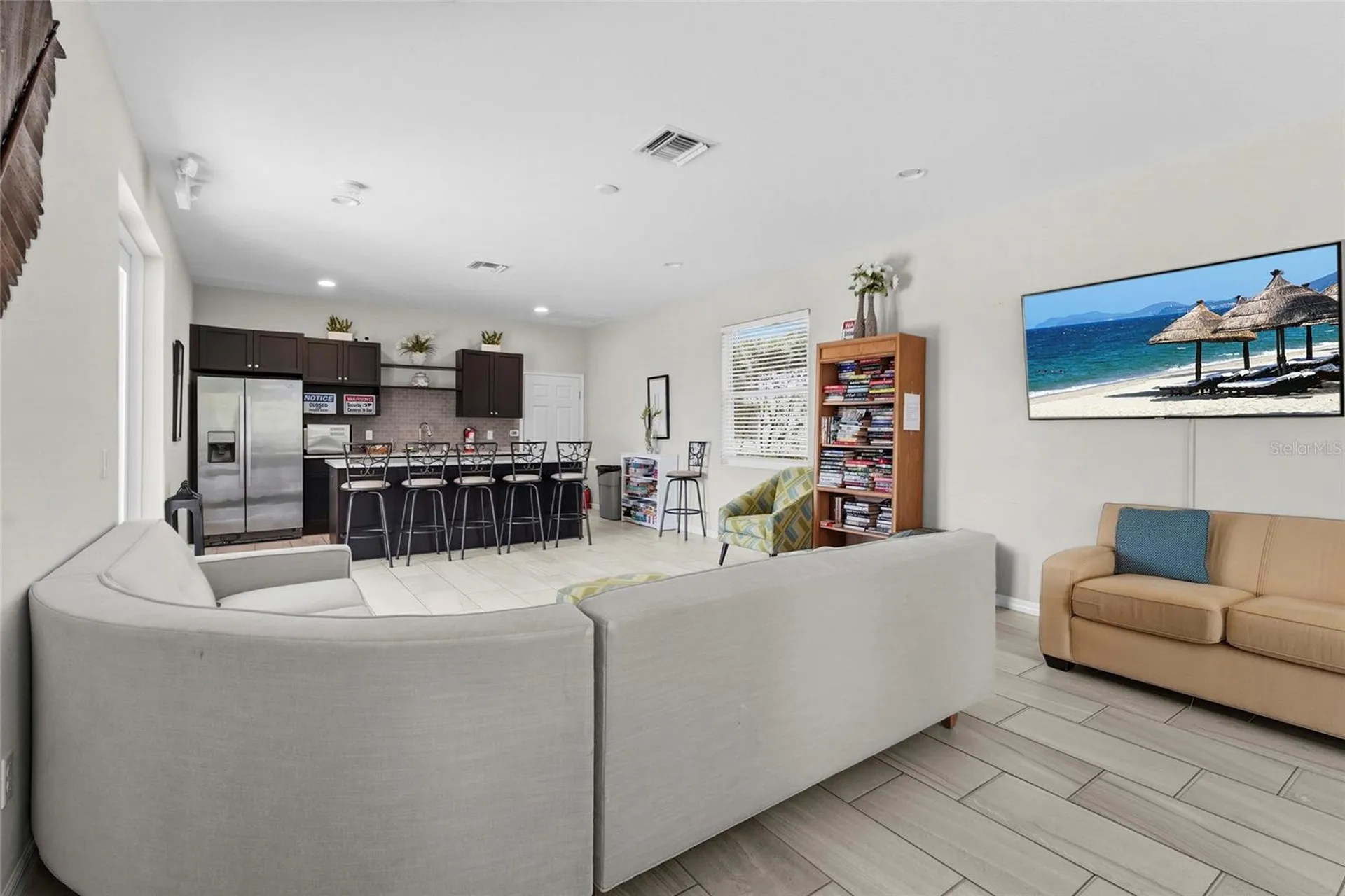 7523 Campus Cove Sarasota FL 34243