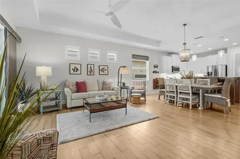 7523 Campus Cove Sarasota FL 34243