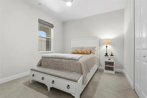 7523 Campus Cove Sarasota FL 34243