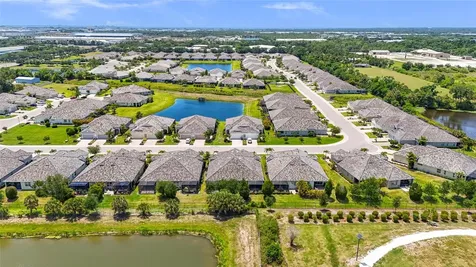 7523 Campus Cove Sarasota FL 34243