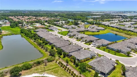 7523 Campus Cove Sarasota FL 34243