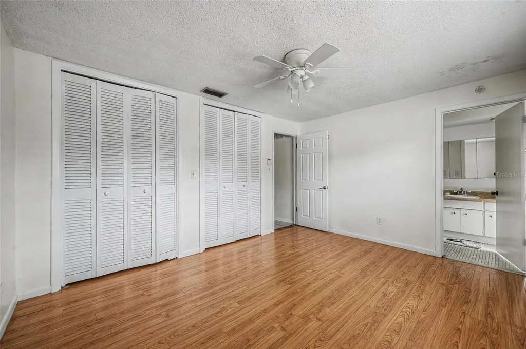 1647 Summerdale Drive S Clearwater FL 33764