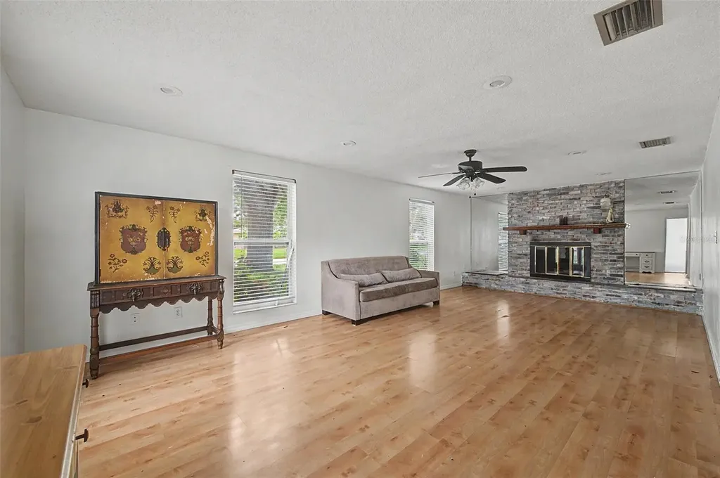 1647 Summerdale Drive S Clearwater FL 33764
