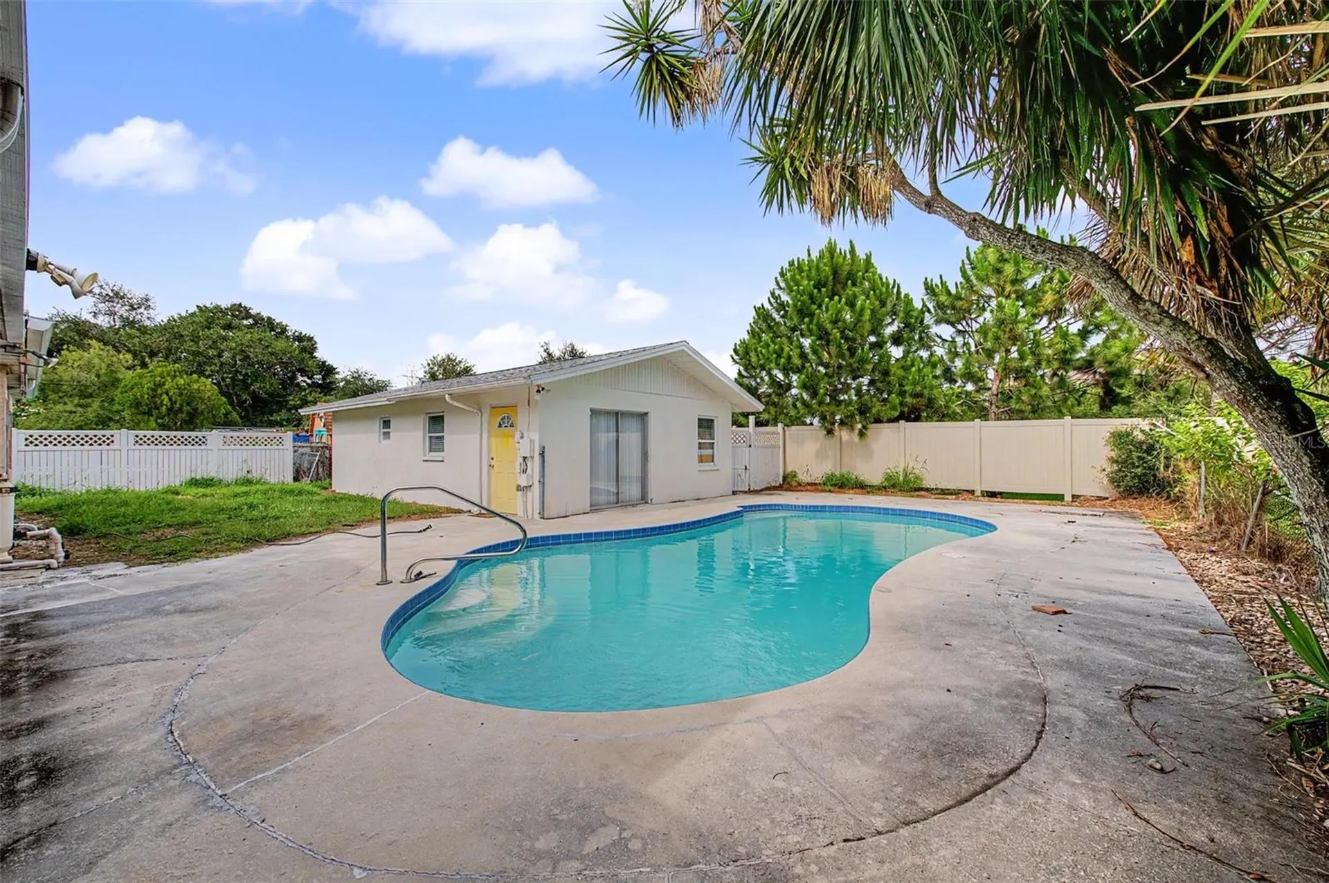 1647 Summerdale Drive S Clearwater FL 33764