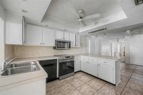 1647 Summerdale Drive S Clearwater FL 33764