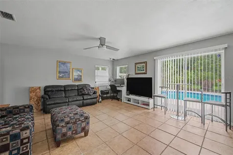 1647 Summerdale Drive S Clearwater FL 33764