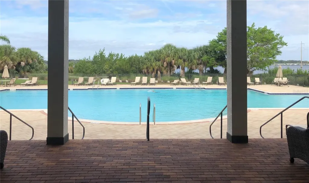 1010 Tidewater Shores Loop Bradenton FL 34208