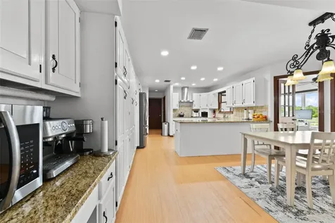 5750 Oak Hollow Lane Oviedo FL 32765