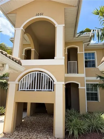 1051 Winding Pines Circle Cape Coral FL 33909