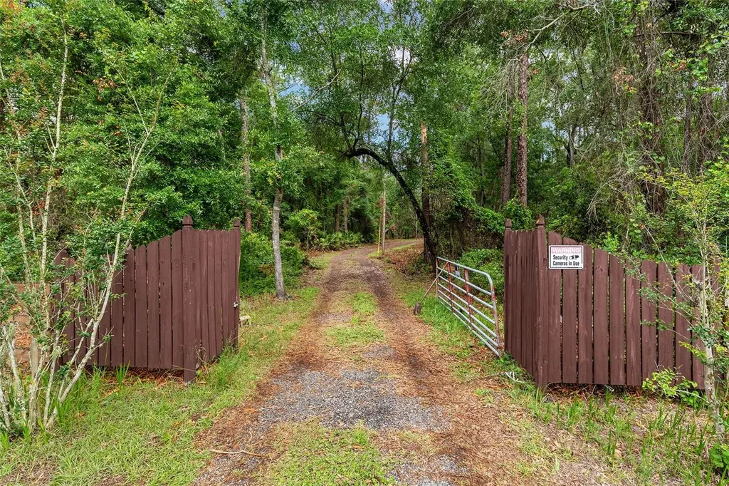 7622 SE County Road 234 Gainesville FL 32641
