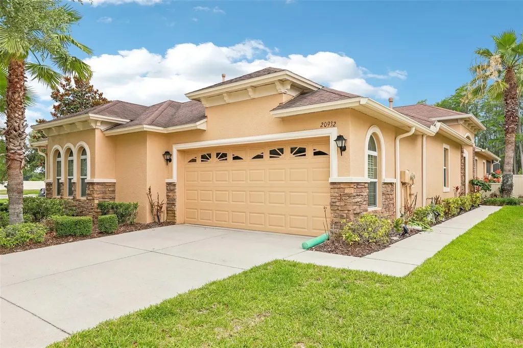 20932 Amanda Oak Court Land O Lakes FL 34638