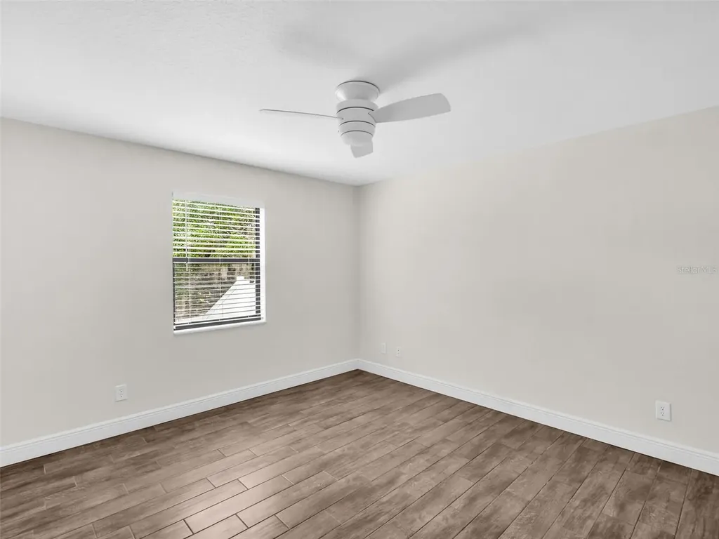 447 Whispering Lakes Boulevard Tarpon Springs FL 34688