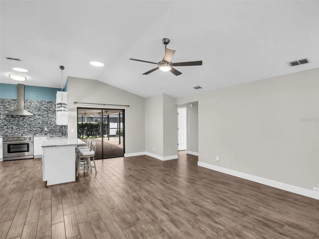 447 Whispering Lakes Boulevard Tarpon Springs FL 34688
