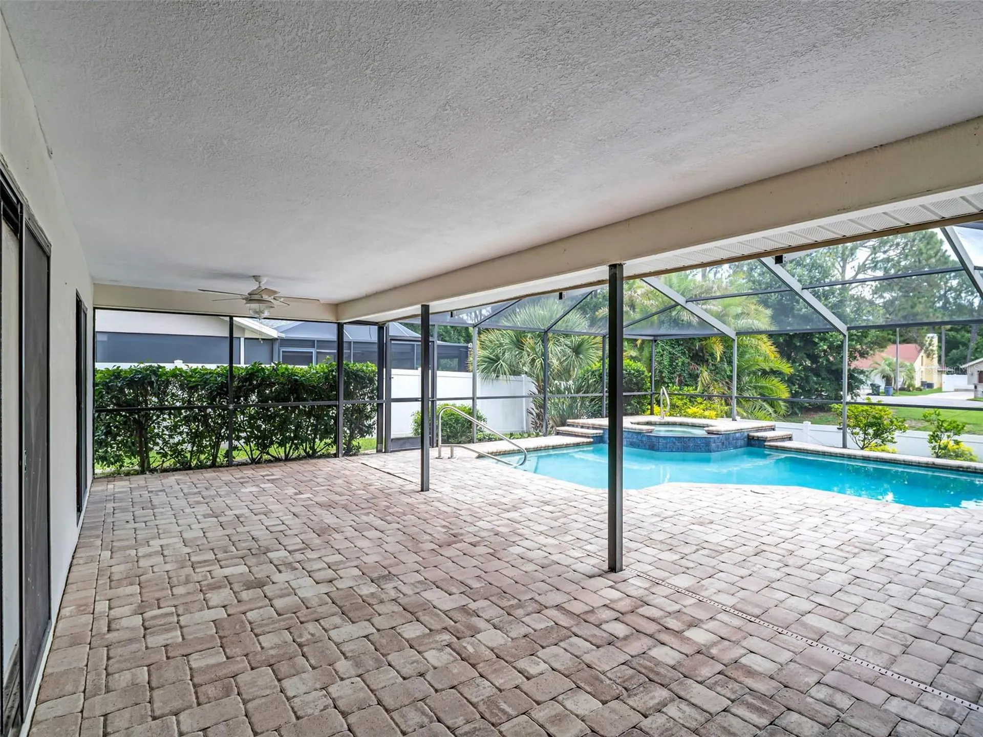 447 Whispering Lakes Boulevard Tarpon Springs FL 34688