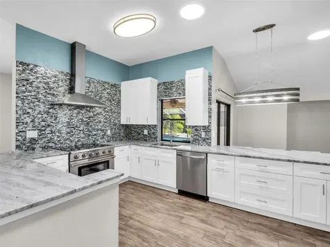 447 Whispering Lakes Boulevard Tarpon Springs FL 34688