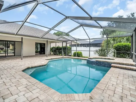 447 Whispering Lakes Boulevard Tarpon Springs FL 34688