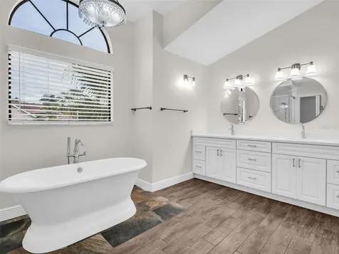 447 Whispering Lakes Boulevard Tarpon Springs FL 34688