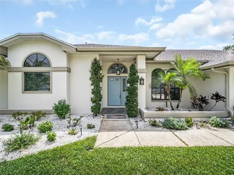 447 Whispering Lakes Boulevard Tarpon Springs FL 34688