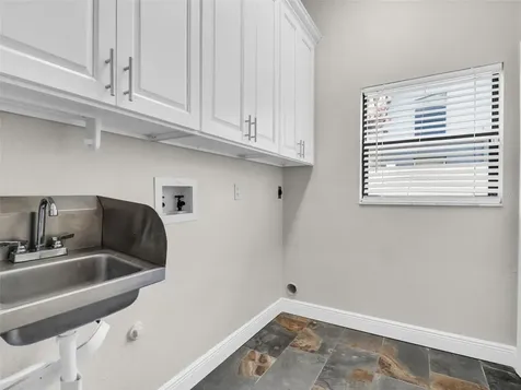 447 Whispering Lakes Boulevard Tarpon Springs FL 34688
