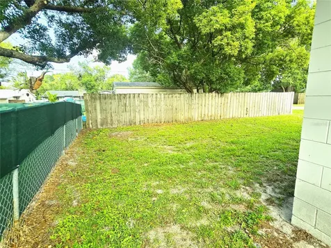 1423 Montana Avenue St Cloud FL 34769