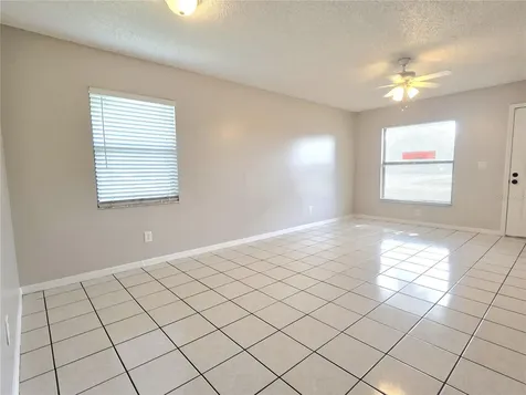 1423 Montana Avenue St Cloud FL 34769