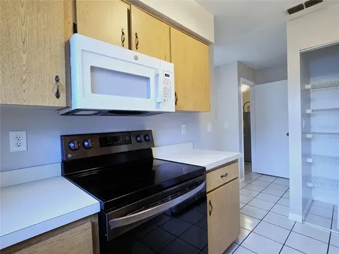 1423 Montana Avenue St Cloud FL 34769