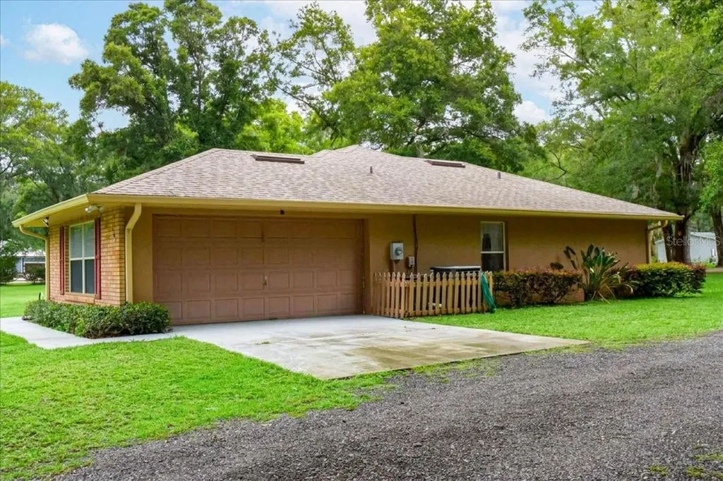 267 N Orange Avenue Lake Helen FL 32744