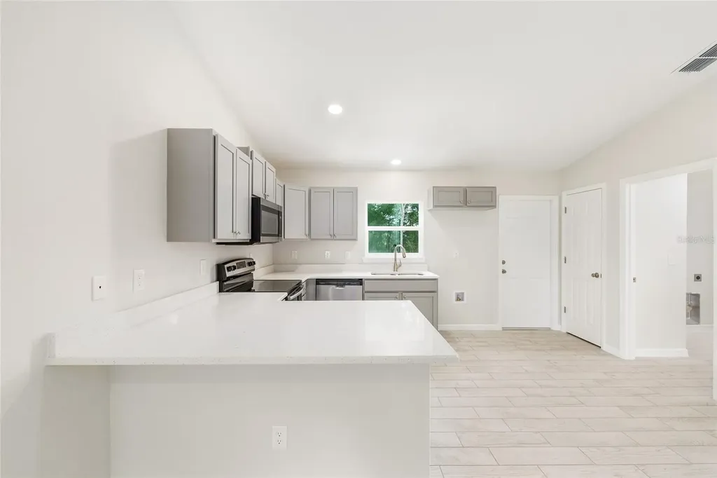 94 Dogwood Drive Loop Ocala FL 34472